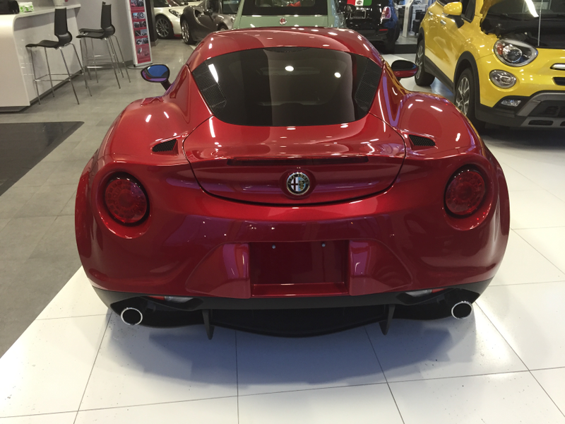 Illustration for article titled Alfa Romeo 4C Picture Dump